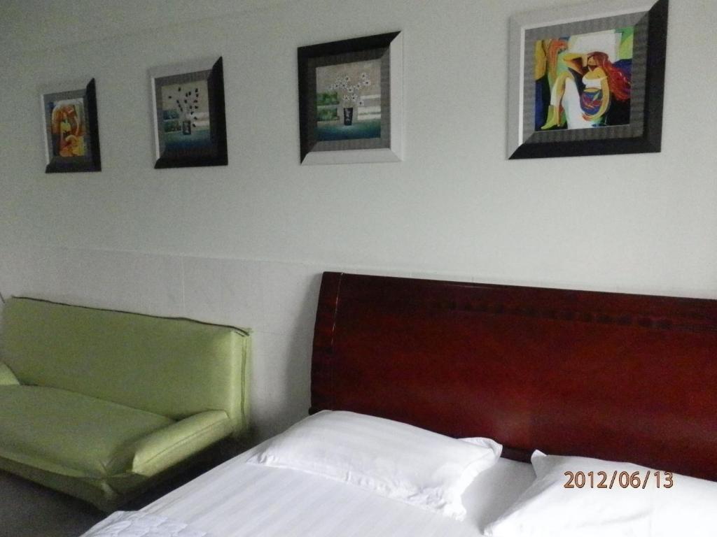 Xingfu Hotel 난닝 시 객실 사진